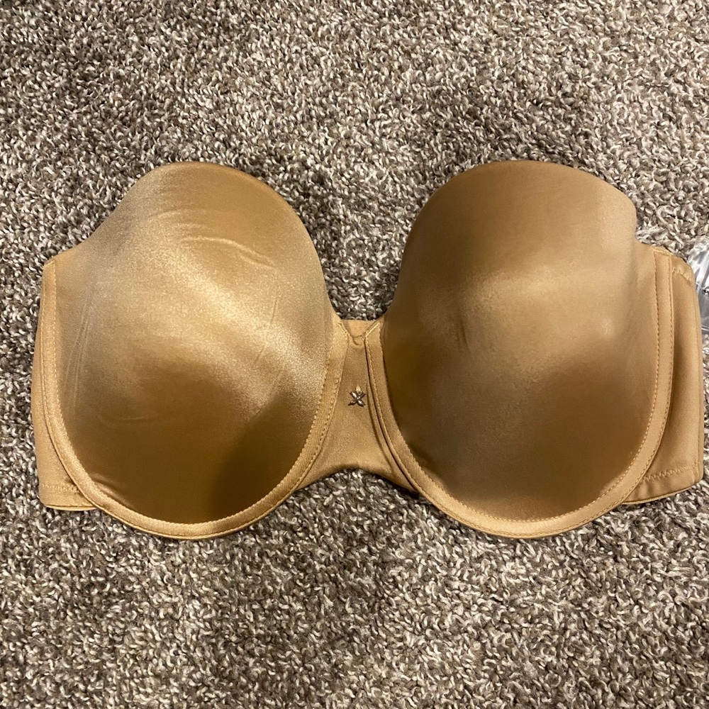 Fredericks of Hollywood strapless push-up 38c